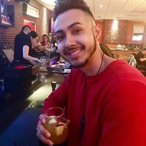 Meet your Posher, Alex